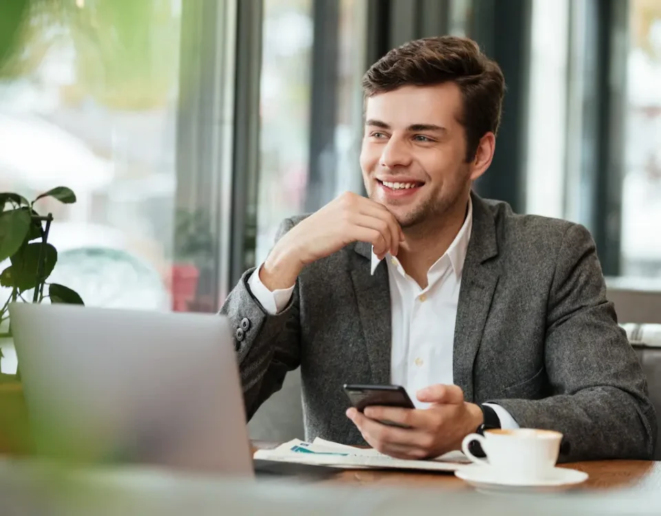 Guia de Investimentos para Iniciantes: como começar homem pensando em investimentos para iniciantes