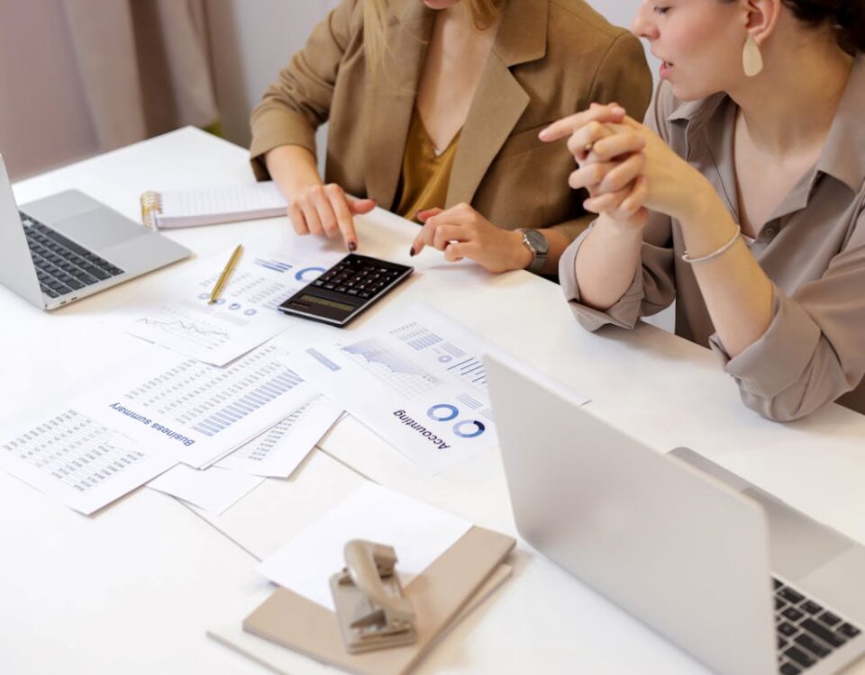 Reduzindo custos com a digitalização de documentos fiscais Reduzindo custos com a digitalização de documentos fiscais