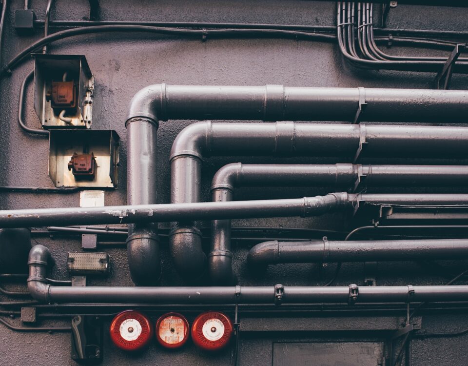 Como o controle de fluidos industriais impacta a economia Como o controle de fluidos industriais impacta a economia