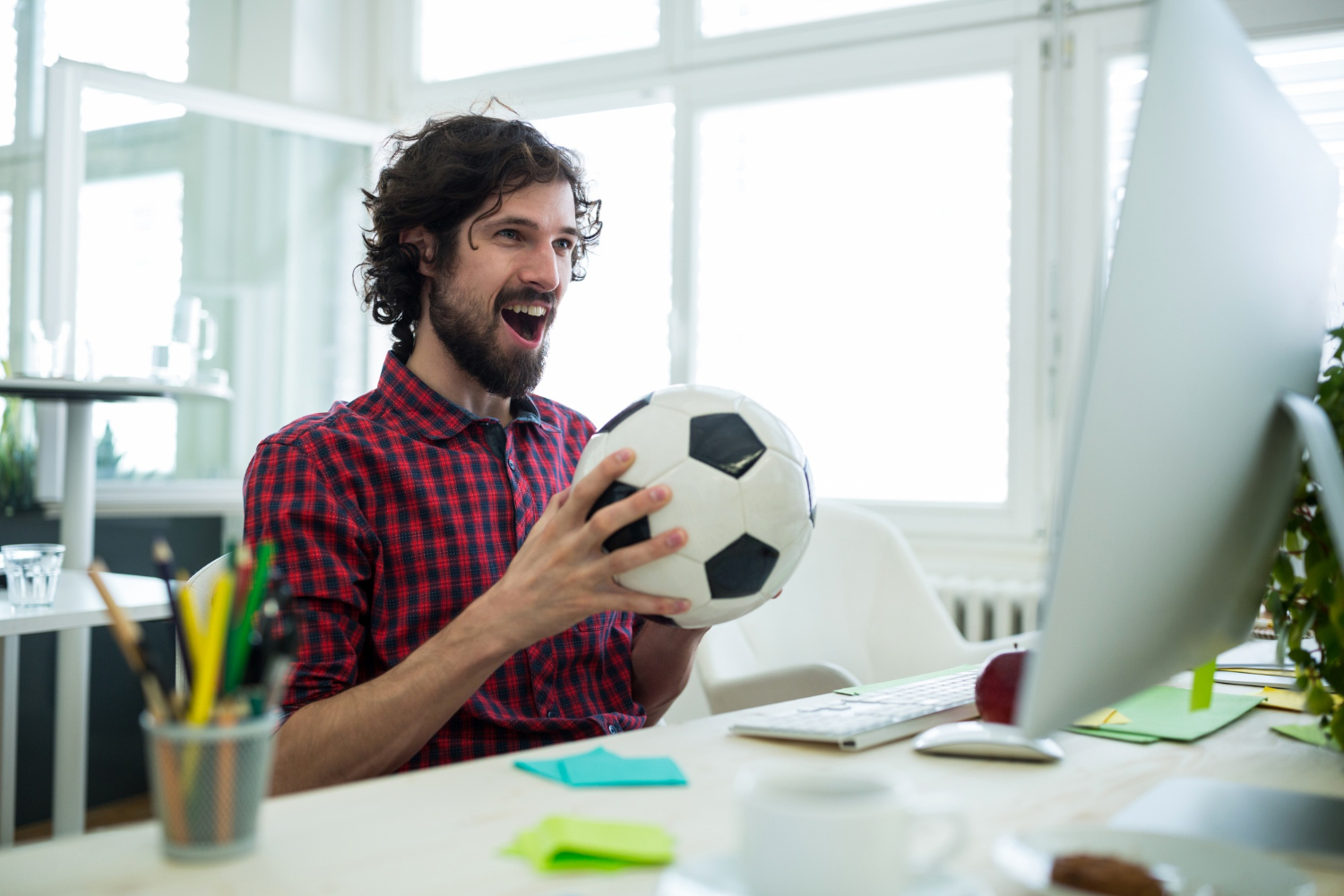 Quanto vale o mercado do futebol hoje? Quanto vale o mercado do futebol hoje?