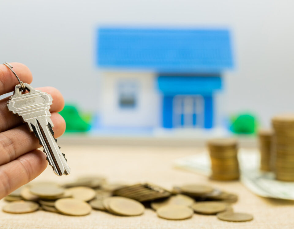 Imóveis ou ações: o que traz mais retorno financeiro? Imóveis ou ações: o que traz mais retorno financeiro?