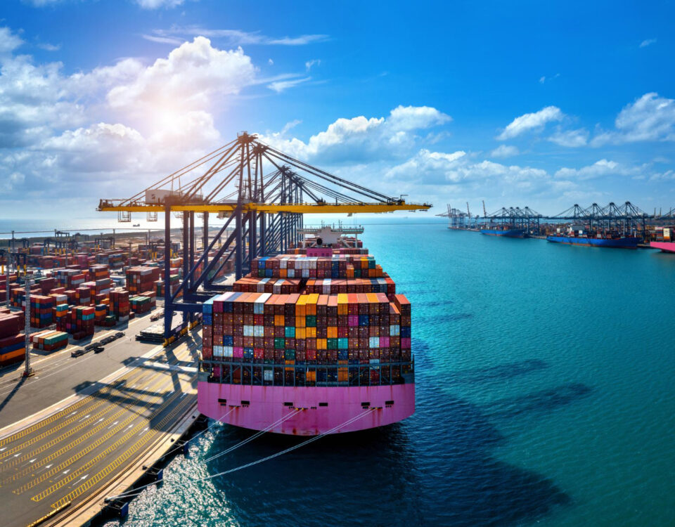 Transporte marítimo e economia: Como ele impacta seu bolso? Transporte marítimo e economia: Como ele impacta seu bolso?