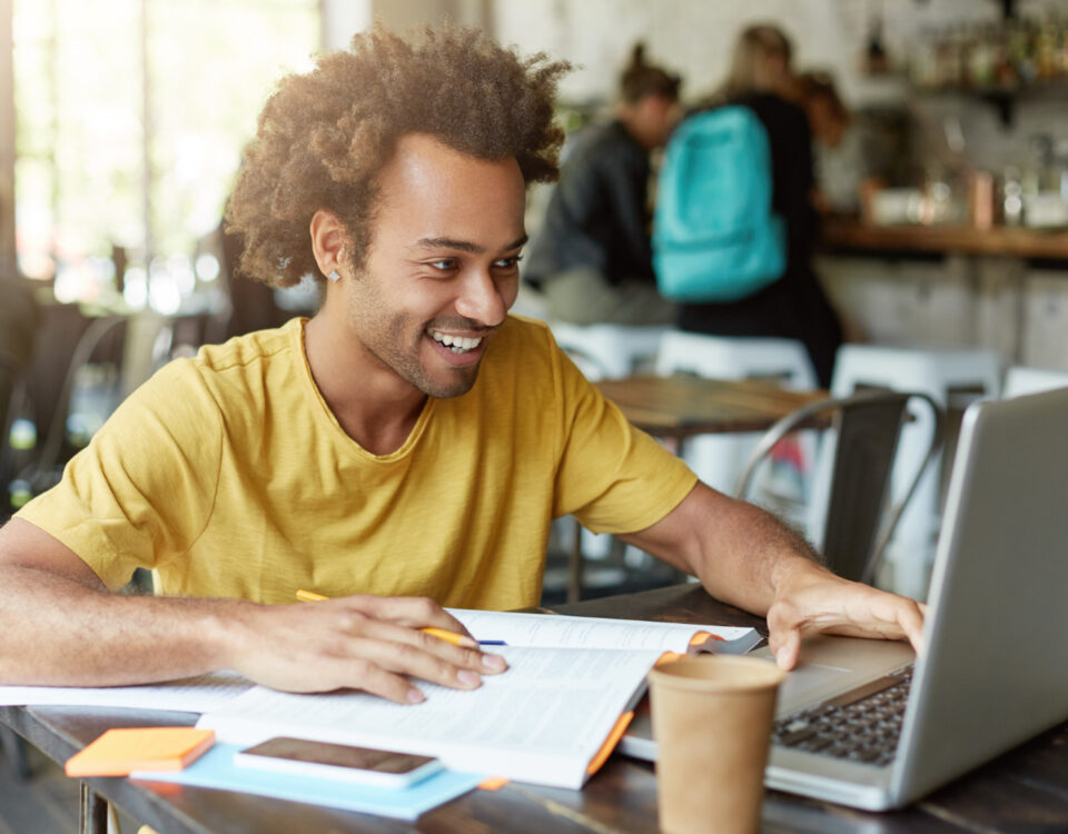 Cursos preparatórios podem ajudar nos concursos? Cursos preparatórios podem ajudar nos concursos?