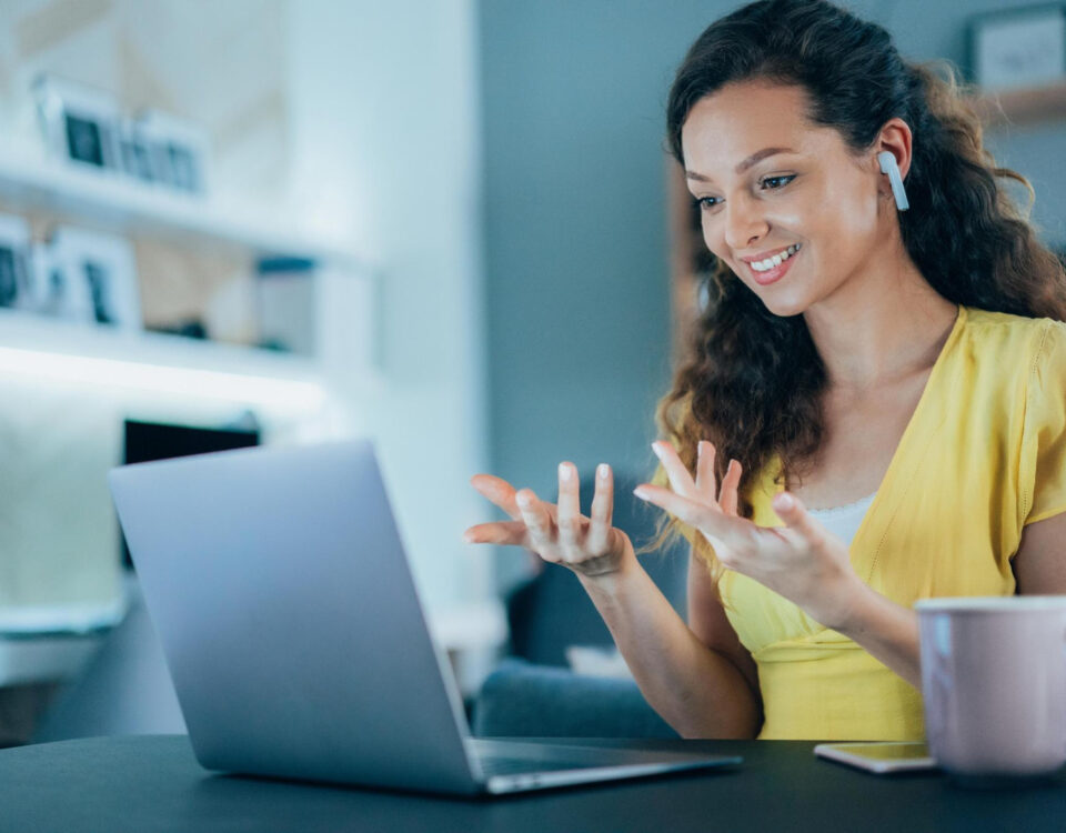 Faculdade online pode ser mais barata? Veja o impacto financeiro Faculdade online pode ser mais barata? Veja o impacto financeiro