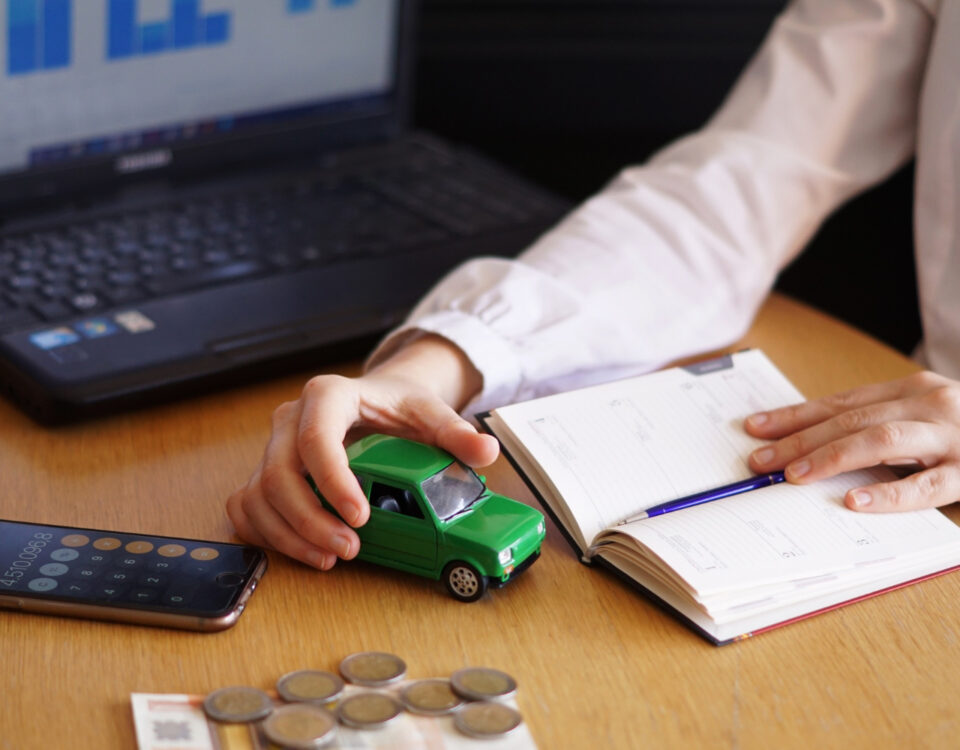 Como hábitos de direção influenciam os gastos com seguro Como hábitos de direção influenciam os gastos com seguro
