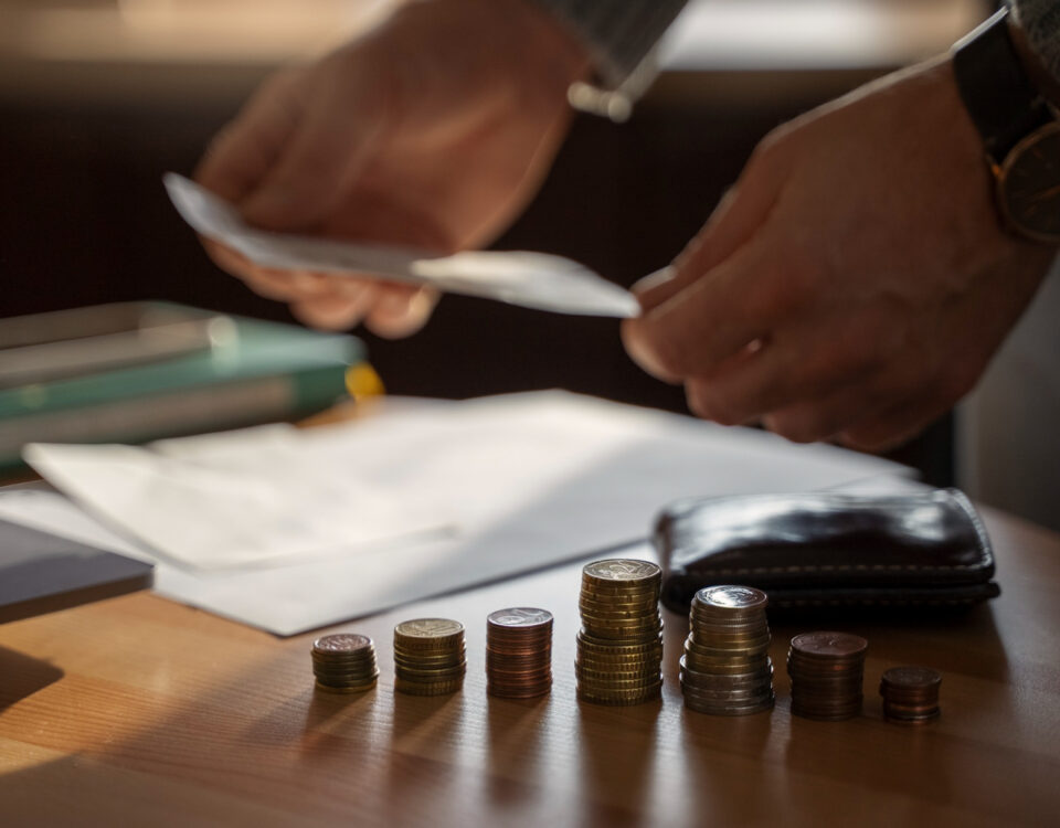 Auxílio emergencial: impacto real nas finanças da população Auxílio emergencial: impacto real nas finanças da população