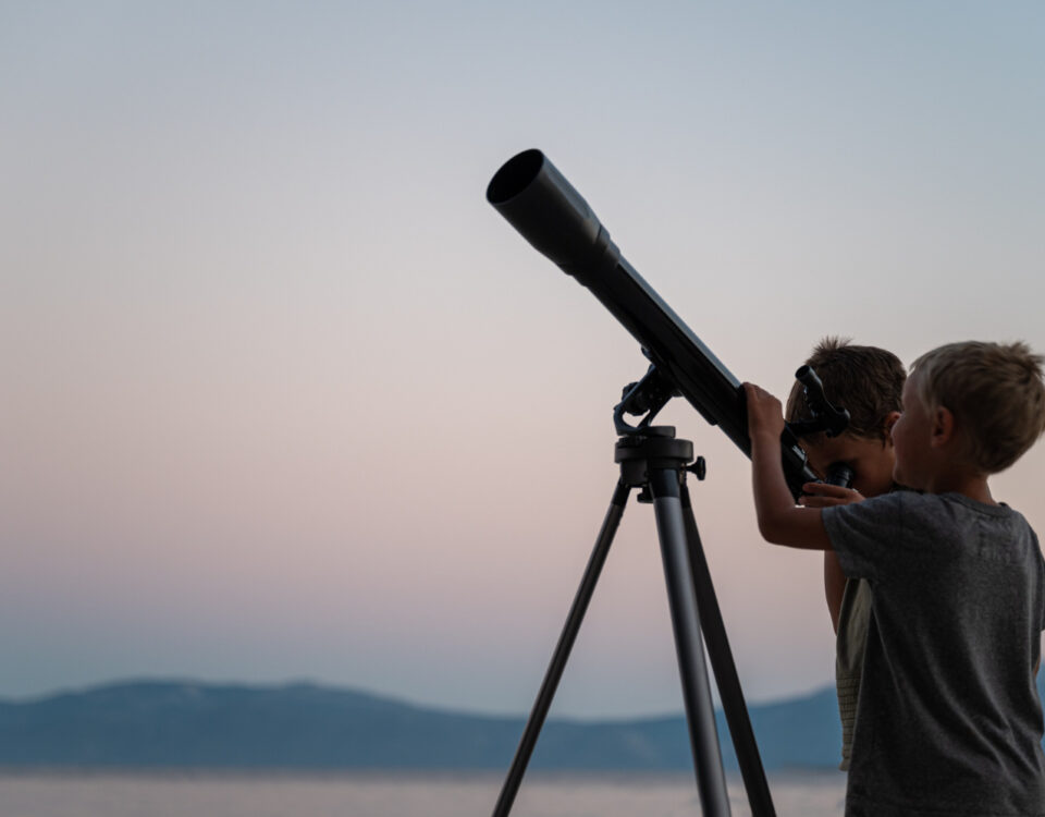 O impacto do turismo ufológico na economia de Varginha