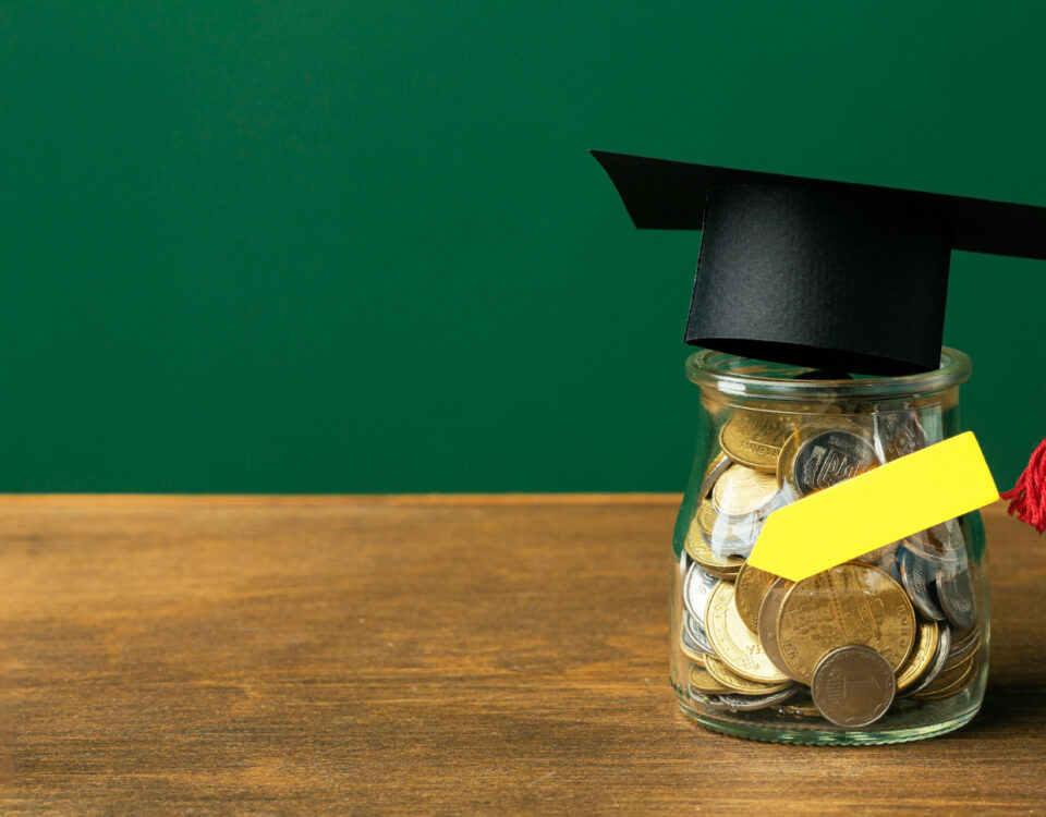 Educação financeira: entenda e melhore sua relação com o dinheiro Educação financeira: entenda e melhore sua relação com o dinheiro