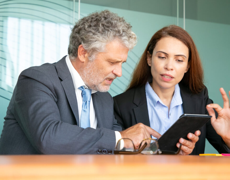 Quanto custa terceirizar o jurídico da sua empresa Quanto custa terceirizar o jurídico da sua empresa