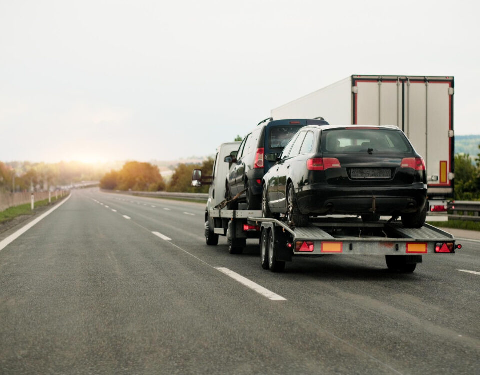 Vale a pena pagar seguro com serviço de reboque 24h?
