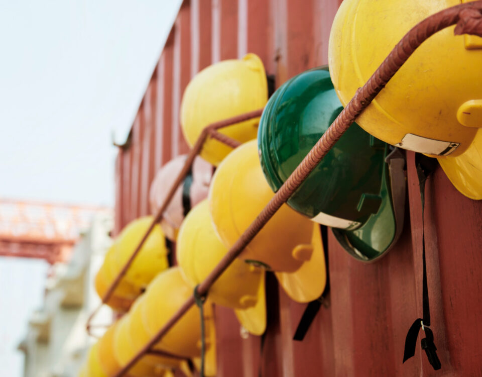 Investir em segurança do trabalho reduz custos empresariais