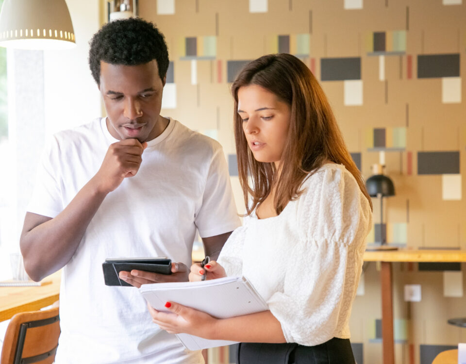 O que considerar antes de recorrer ao crédito para colocar as finanças em ordem