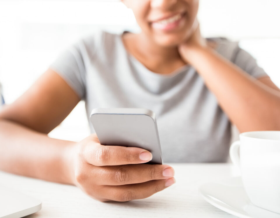 Mercado de figurinhas digitais cresce e vira renda extra