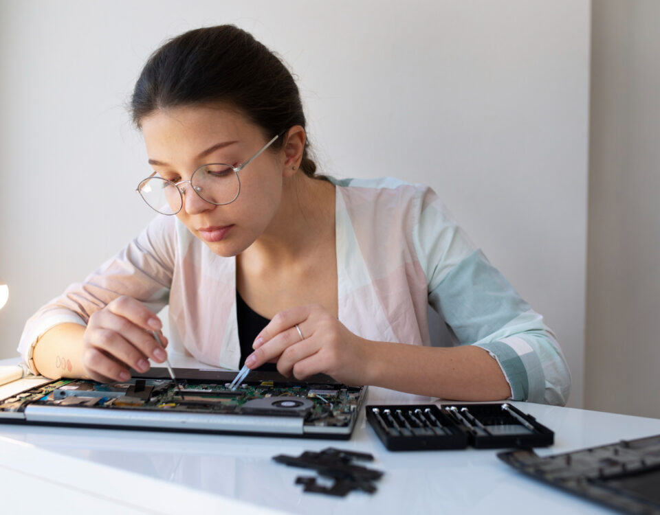 Reparar o computador pode sair mais barato que trocar?