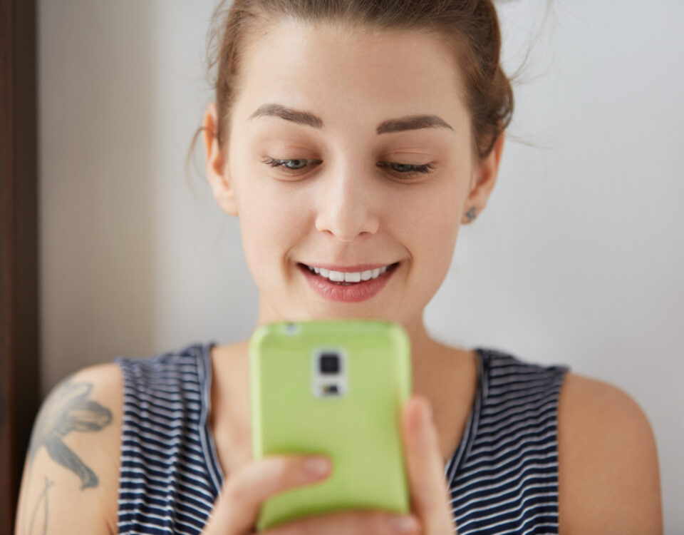 Pagar pelo chatbot no WhatsApp é seguro? O que muda com a IA
